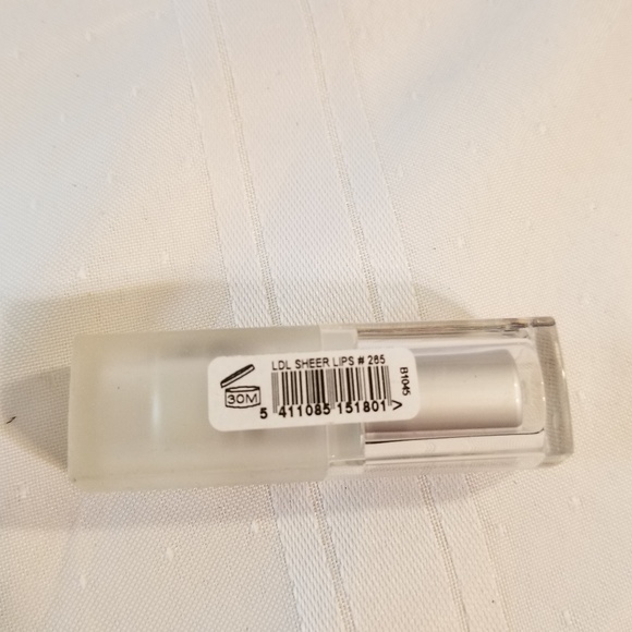 ELLE Lipstick Color 265 - Picture 3 of 6